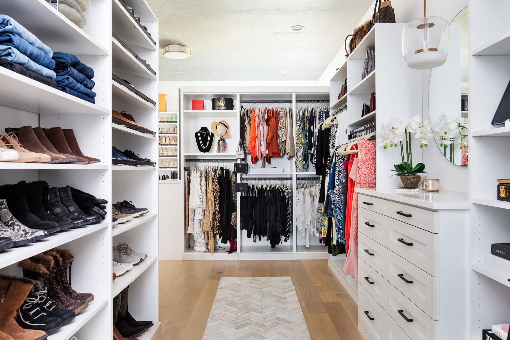 Are you researching custom closets in Austin or San Antonio? Look no further than More Space Place. We offer our clients custom closet design services; no appointment is necessary. You can get started on your custom closet design today at one of our two convenient locations.