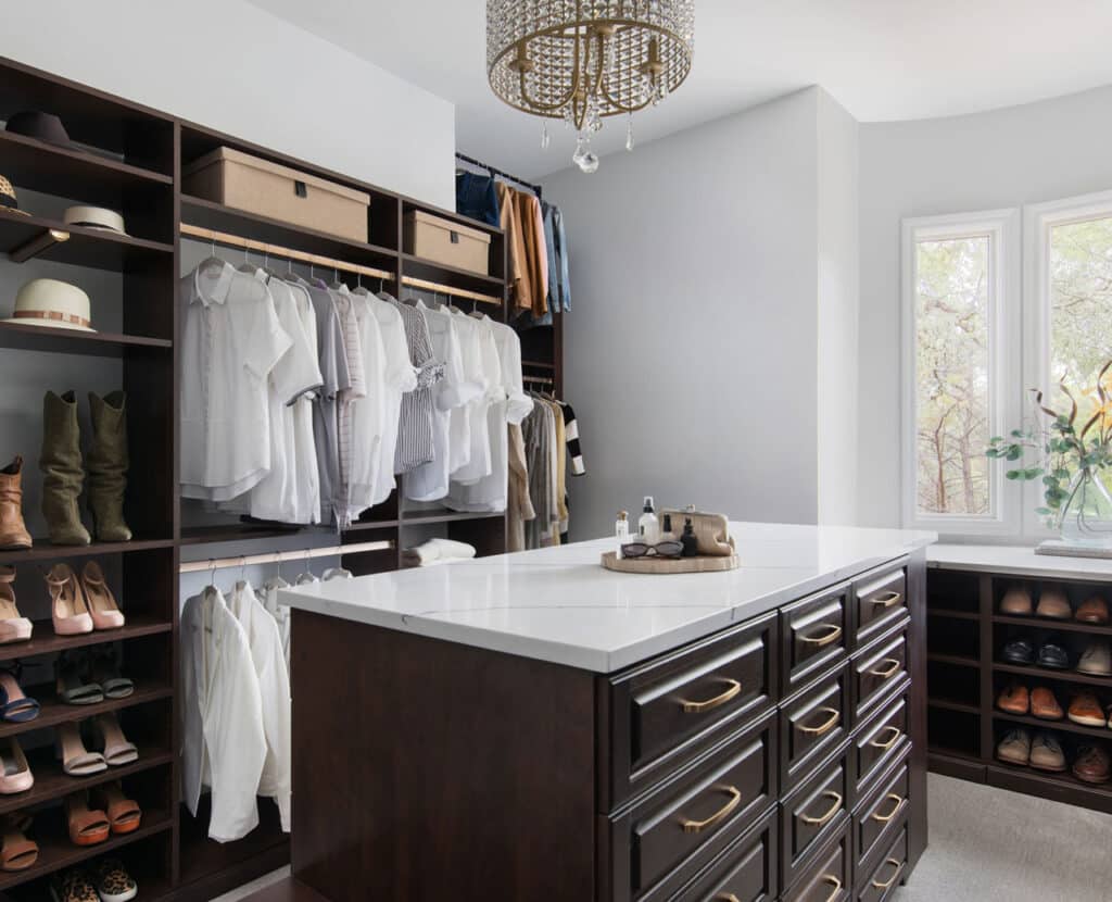 More Space Place offers closet design San Antonio and Austin services. Our expert custom closet designers can assist you with reach-in and walk-in closet ideas.