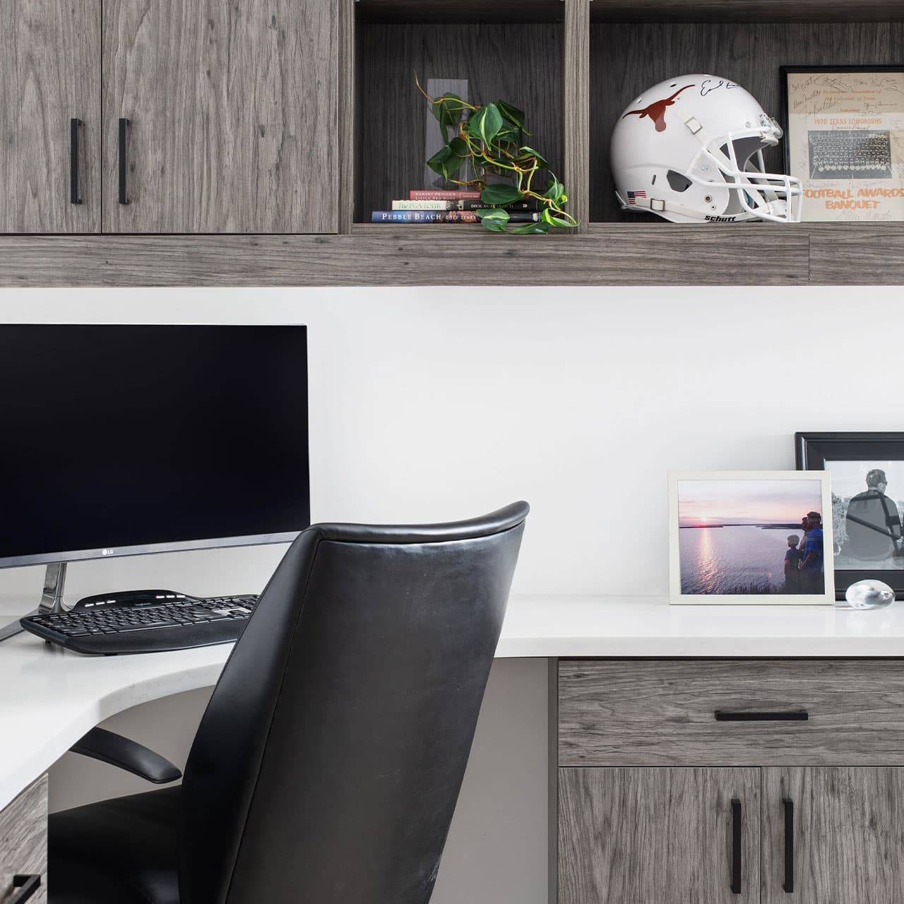 Get high quality home office furniture and custom installs in Georgetown, TX from More Space Place